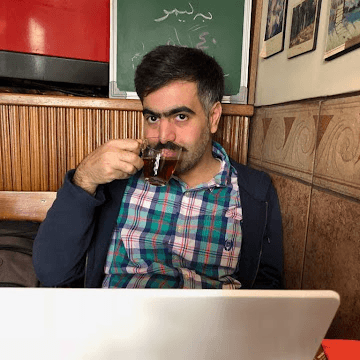 تصویر پویا طیبی، توسعه‌دهنده فول‌استک Next.js